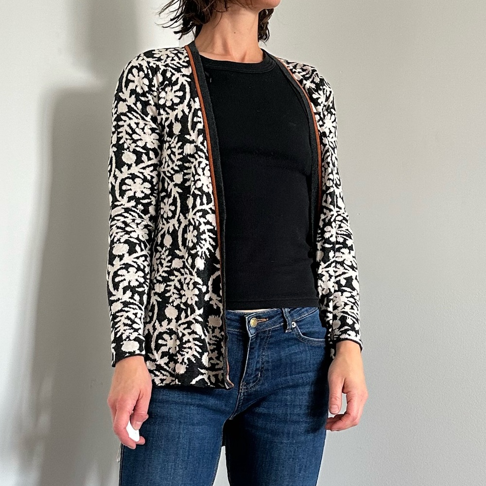 Belldini Black and White Patterned Cardigan Small